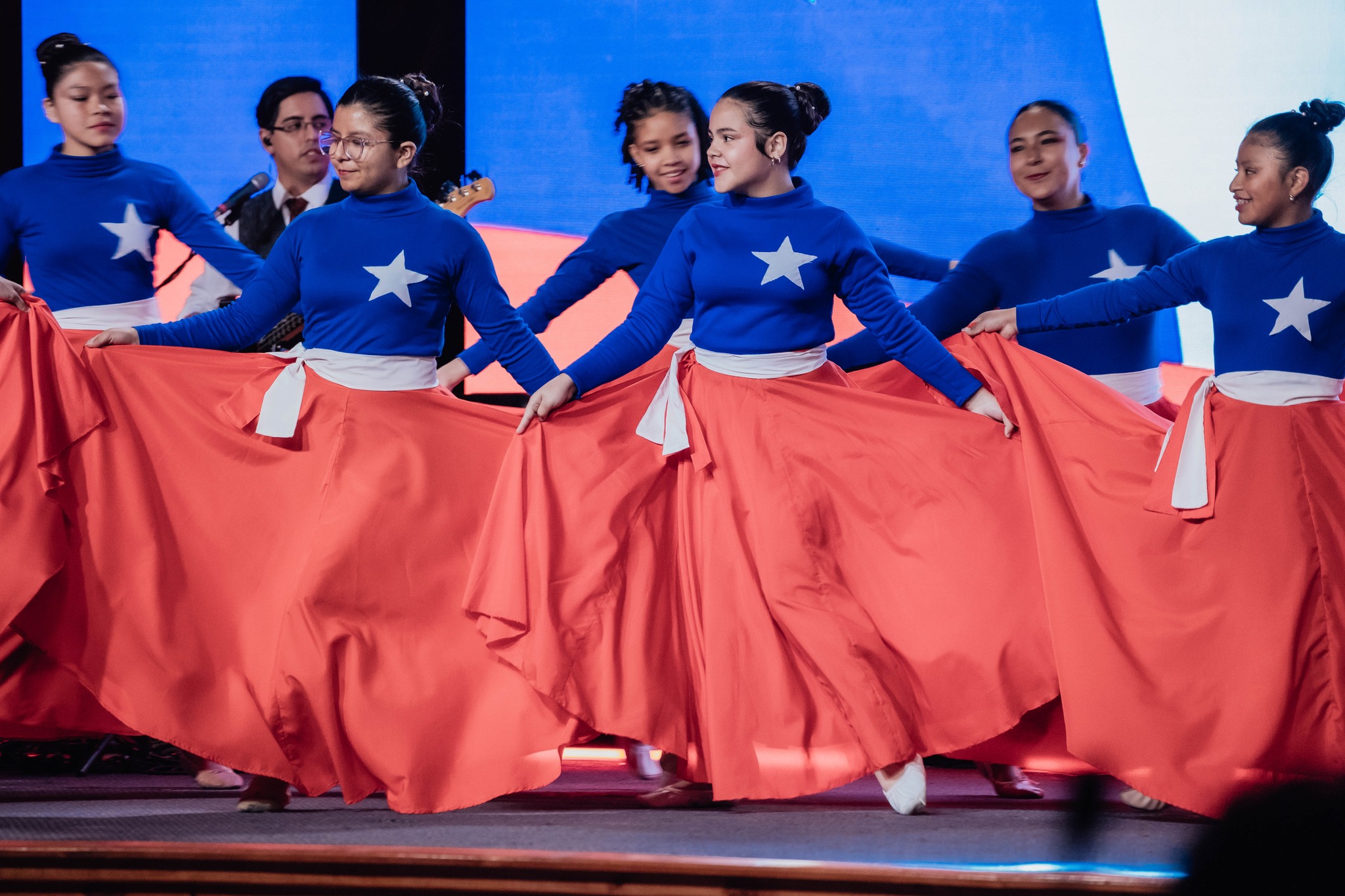 Fiestas Patrias con alegría y gratitud a Dios