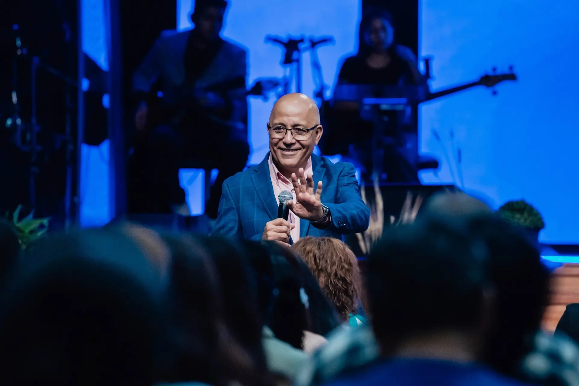 Reinicio en un Reino inconmovible