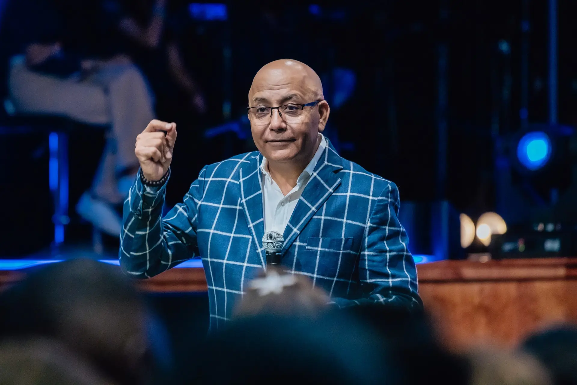 Más allá del estanque