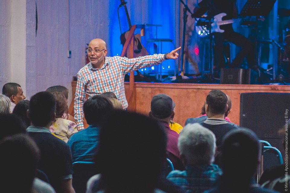 Toma tu lugar en el Edén